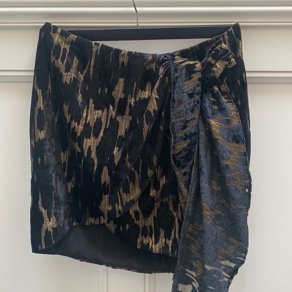 Velvet & Gold Mini Skirt - Picture 2 of 4